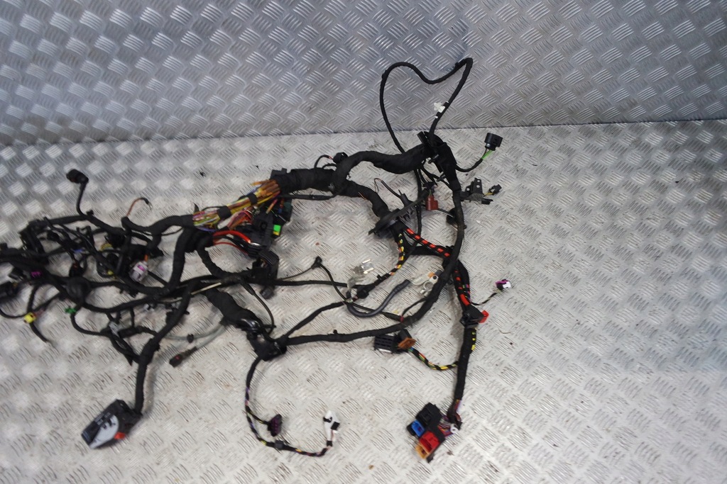 фото №4, Audi q2 электропроводка панели hud