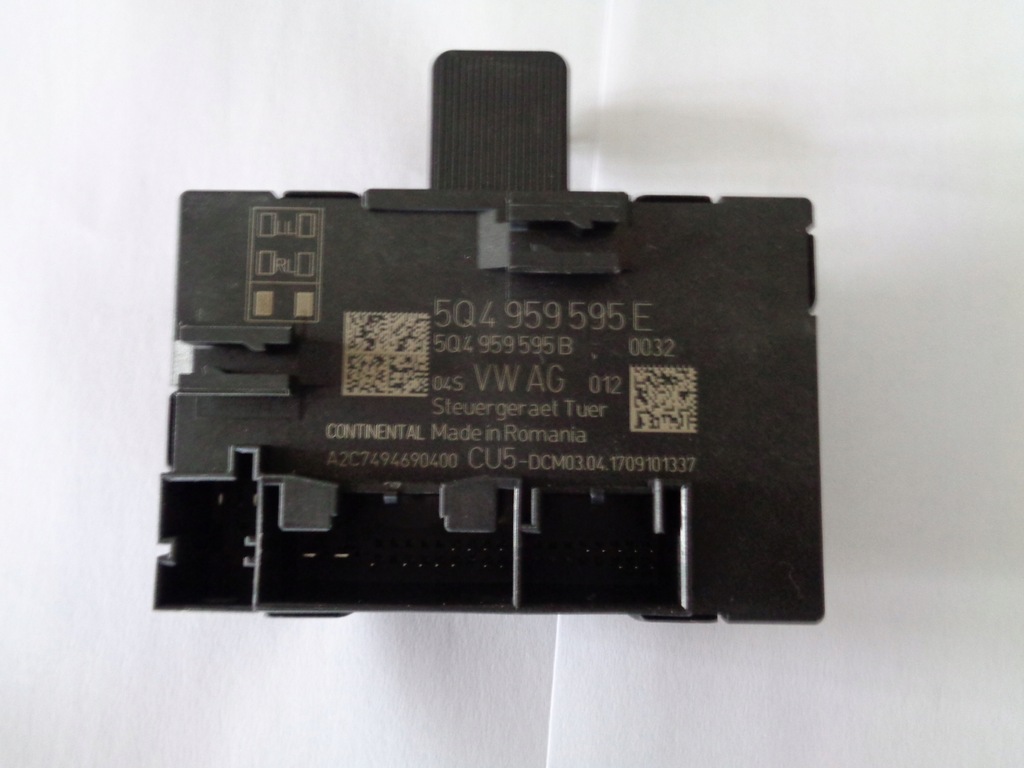 фото №1, Vw skoda модуль блок управления дверь 5q4959595e