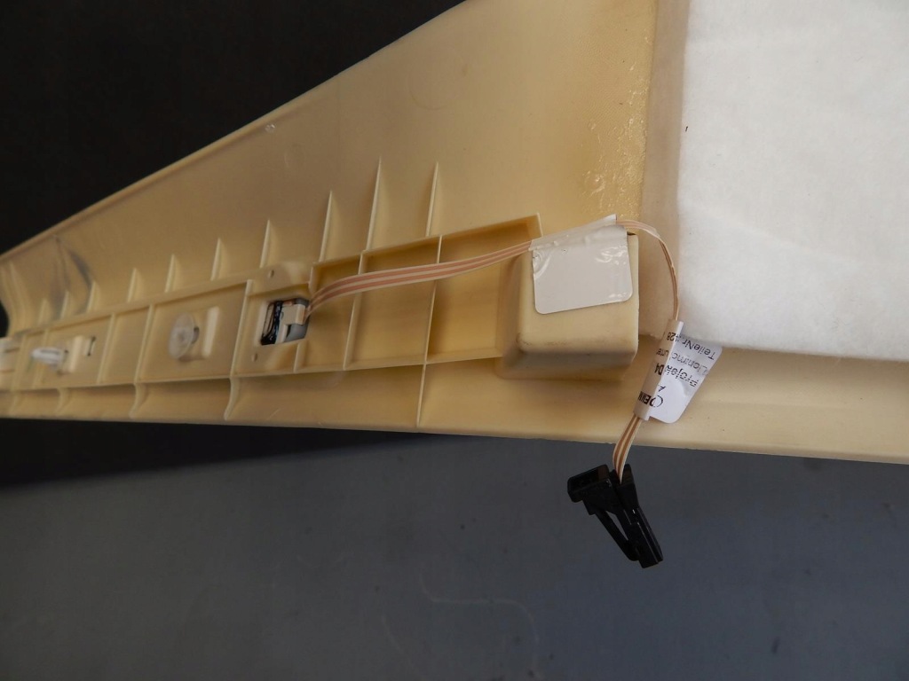 Audi a8 l накладка поріг задній led 4h4864608k Ціна