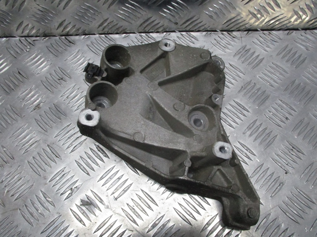 фото №2, Кронштейн alfa romeo giulietta 2,0jtd