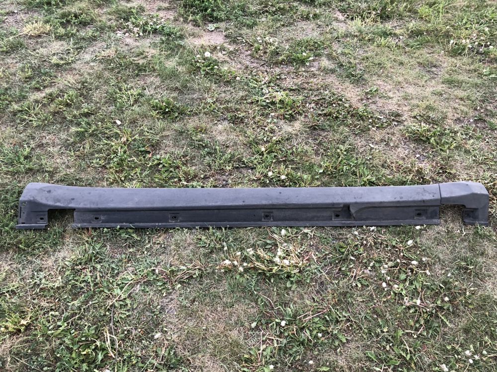 фото №1, Mercedes w164 ml накладка порог правая правый порог