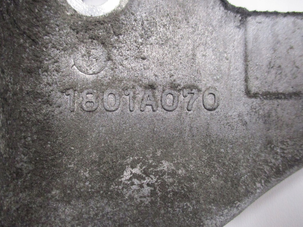 фото №2, Кронштейн mitsubishi asx 1,8did 10r 1801a070