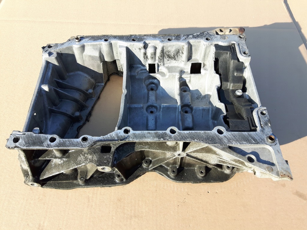 фото №1, Renault 2.0 dci поддон масляная 8200600642