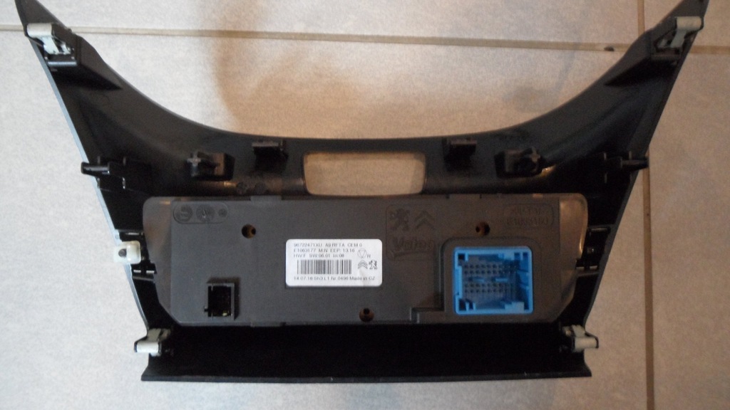 фото №6, Панель клімат-контроль do peugeot 208