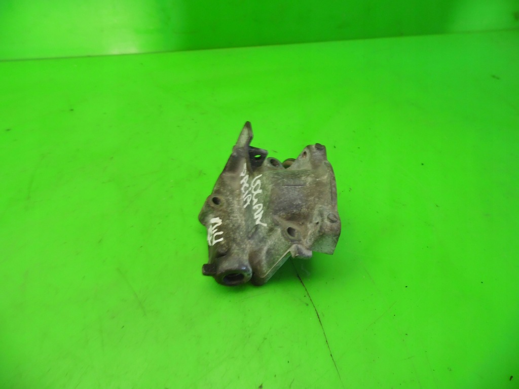 фото №6, Корпус термостата dacia logan i 1.4 8v 04-06