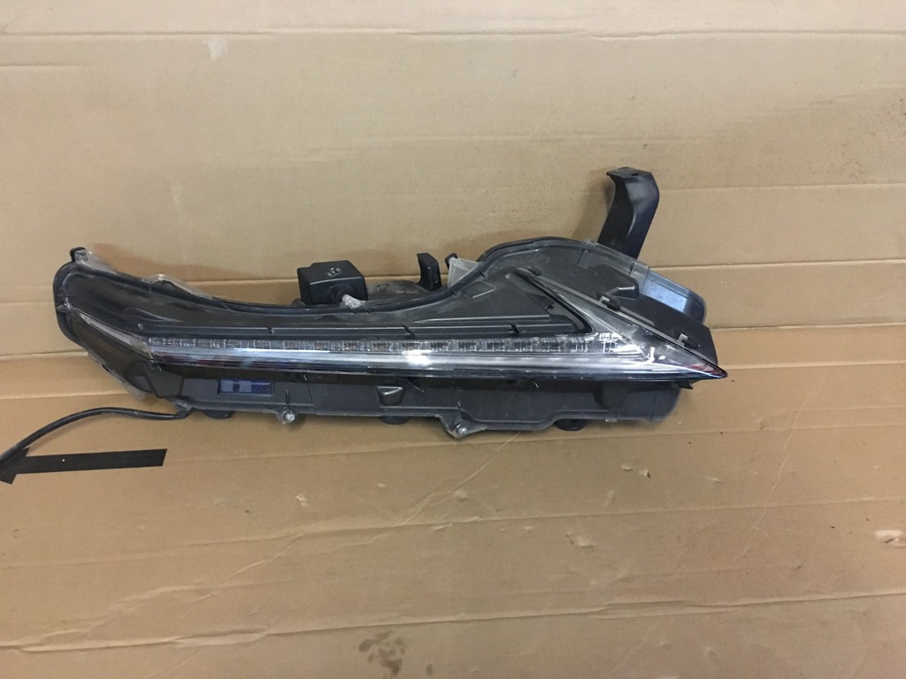 фото №1, Lexus nx лампа led org. правая