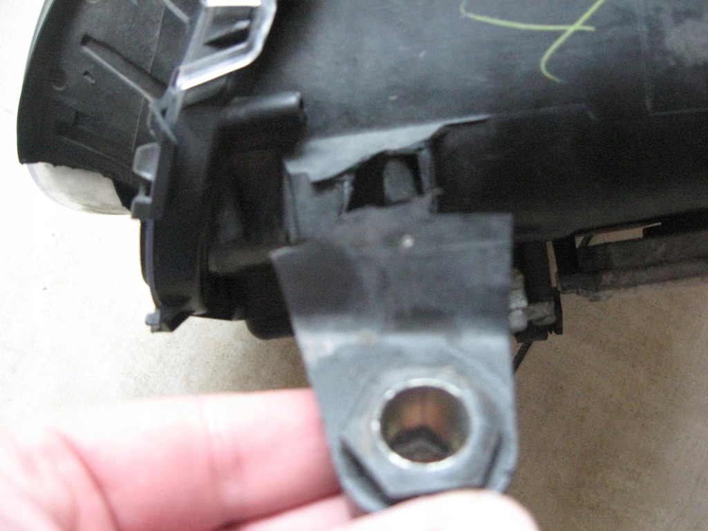 фото №3, Правая лампа - ксенон - mercedes r klasa w251 !!!