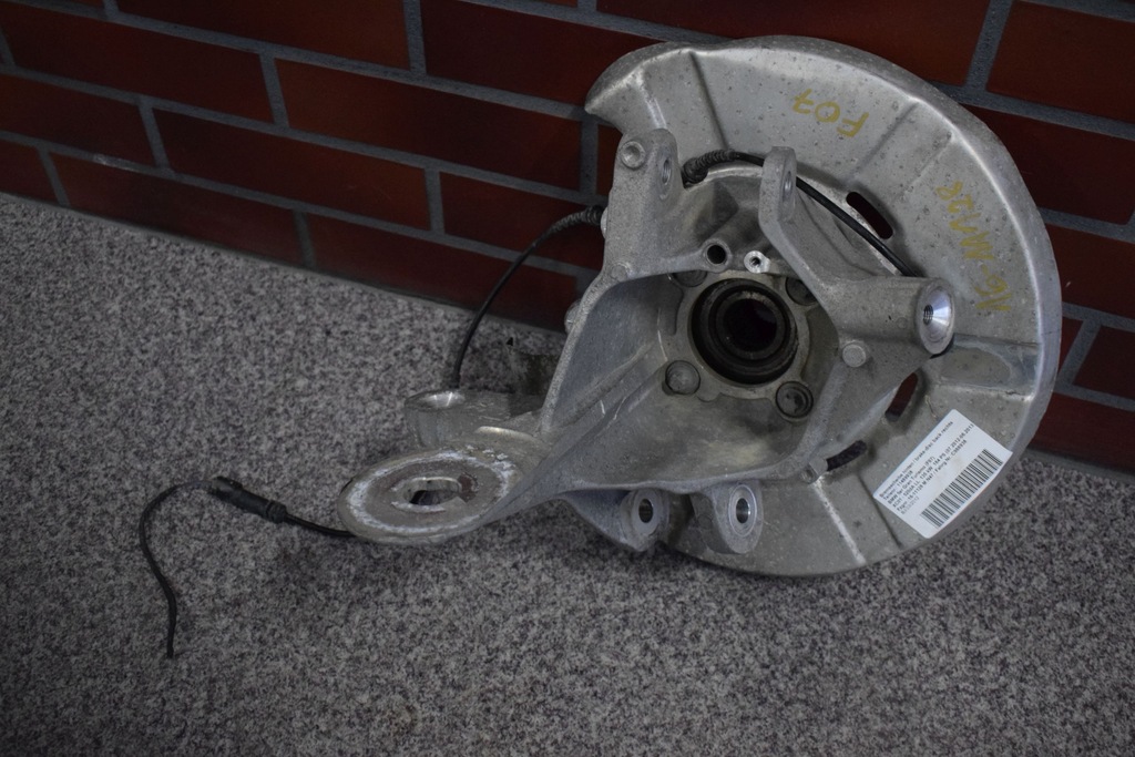 фото №1, Поворотный кулак ступица левая задняя bmw 5 f11