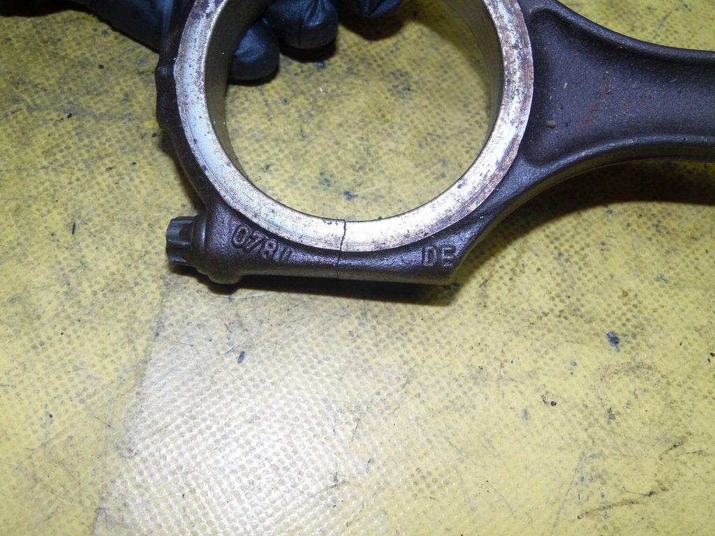 фото №7, Поршень поршні шатун шату́н a6 a8 d2 4.2 aqf 84l30