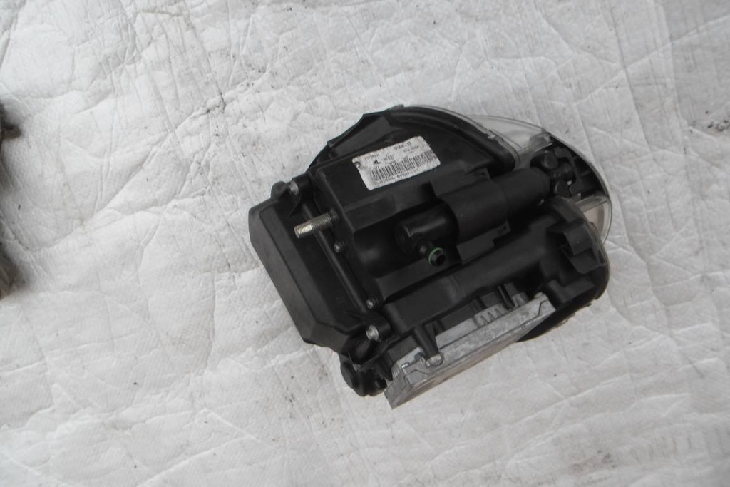 фото №15, Лампа перед ліва ксенон fiat 500