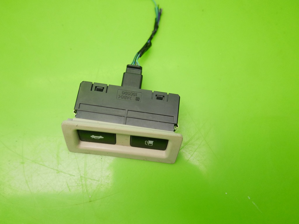 фото №7, Кнопка открывания крышки крышка lexus ls460l 12-