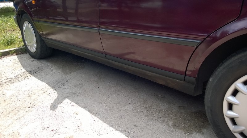 Audi 80 - накладки нижні , przyprogowe комплект .- 8 szt. в Україні
