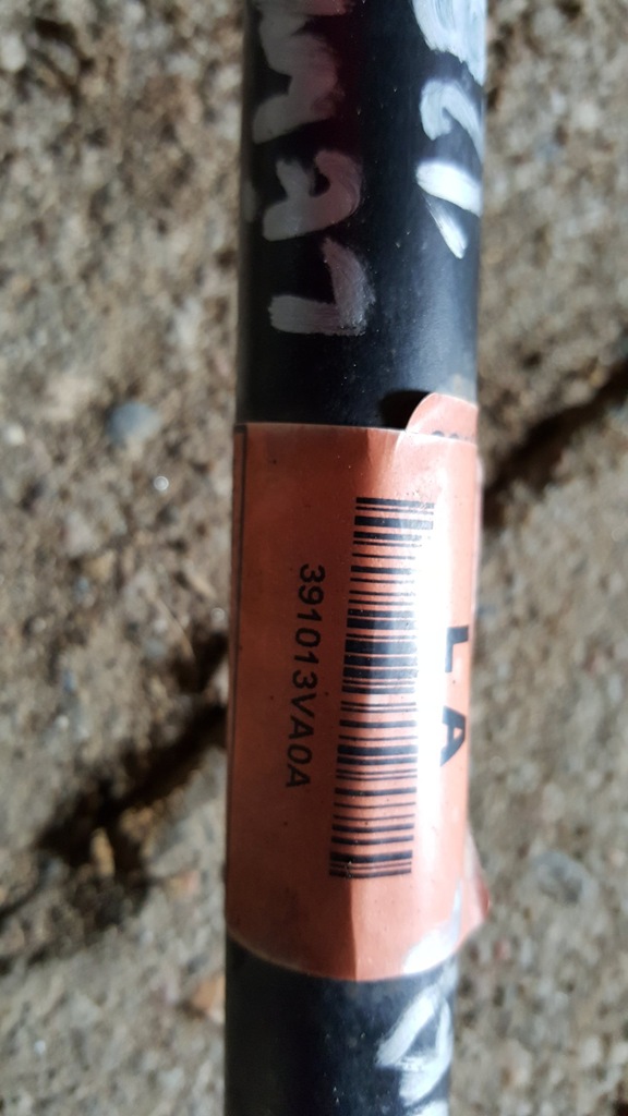 фото №2, Nissan note e12 приводной вал левая 1.2 i