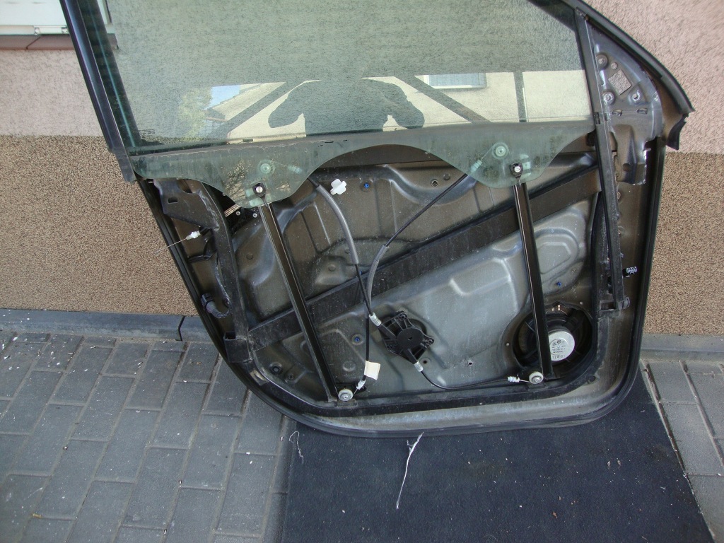 фото №1, Vw touareg 7l6 підйомник скло правий перед