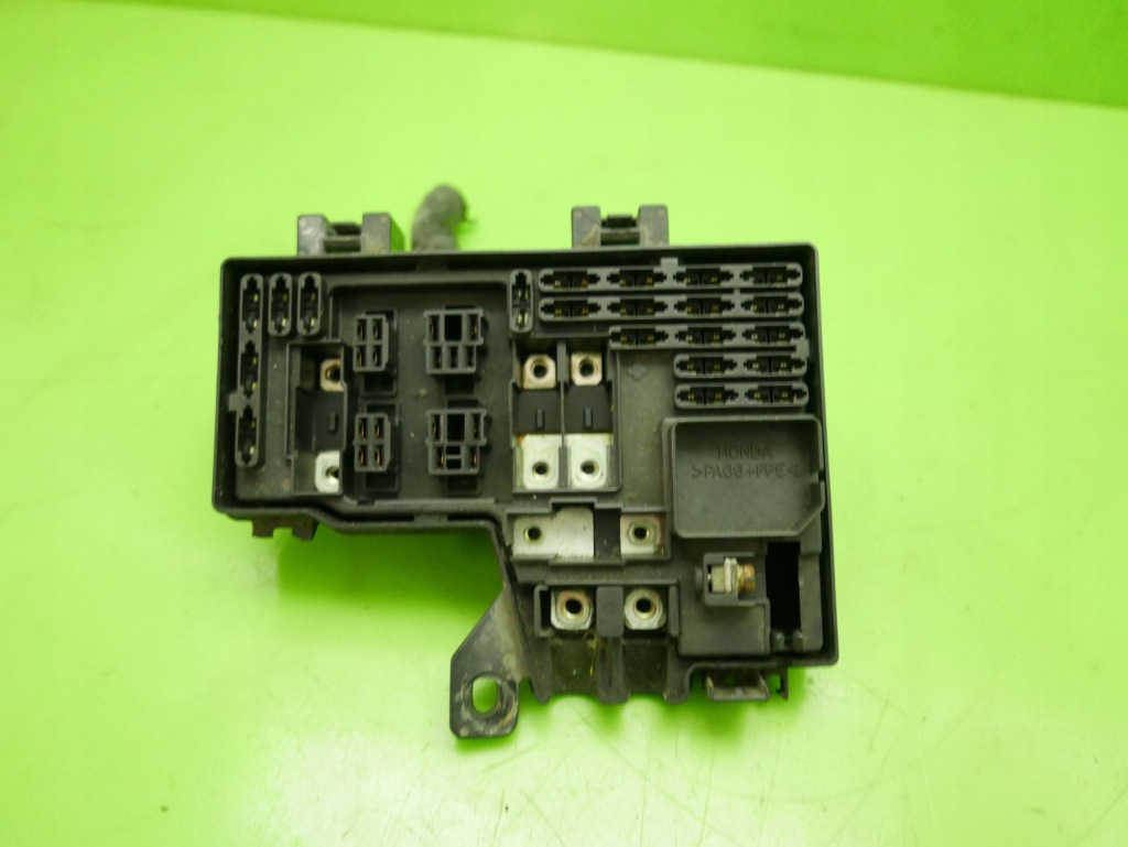 фото №1, Коробка запобіжників honda accord v 2.2 16v 93-