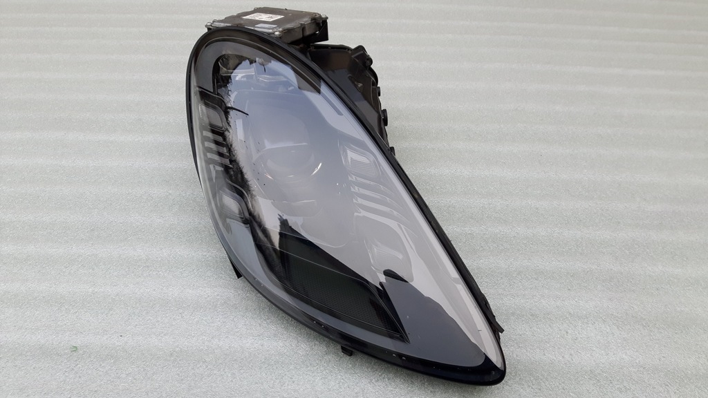 фото №1, Лампа porsche 982 cayman boxter правая led black