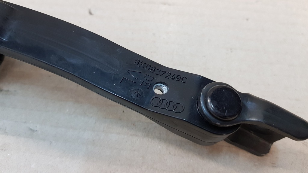 фото №4, Audi a4 b8 ограничитель дверь левый правый передний