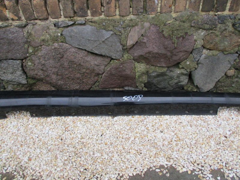 фото №1, Mercedes c-klasa a204 молдинг порог правая