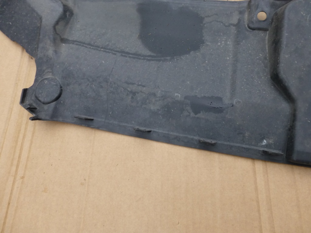 фото №3, Audi a6 c7 4g0 накладка замка защита поперечина 4g0807