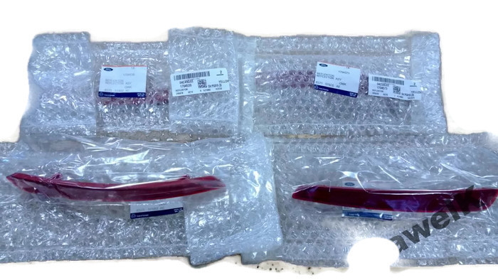 фото №1, Отражатель бампера tyłford mondeo mk4 hb lift левый