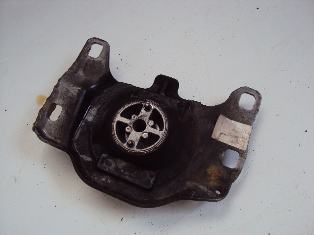 фото №1, Кронштейн подушка коробки ford kuga ii mk2