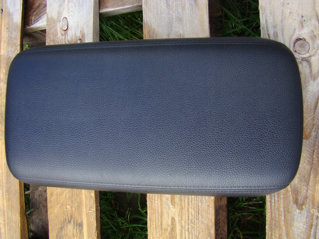 фото №1, Mitsubishi outlander iii подлокотник