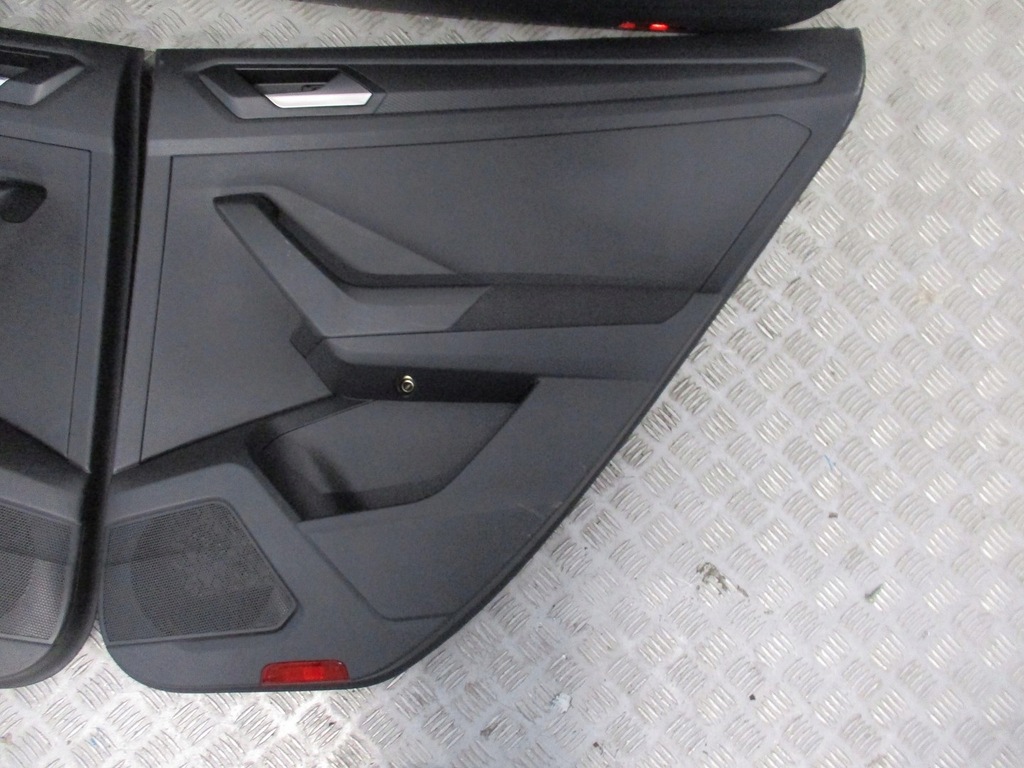 фото №5, Обивка обивка дверь vw t-roc 2ga