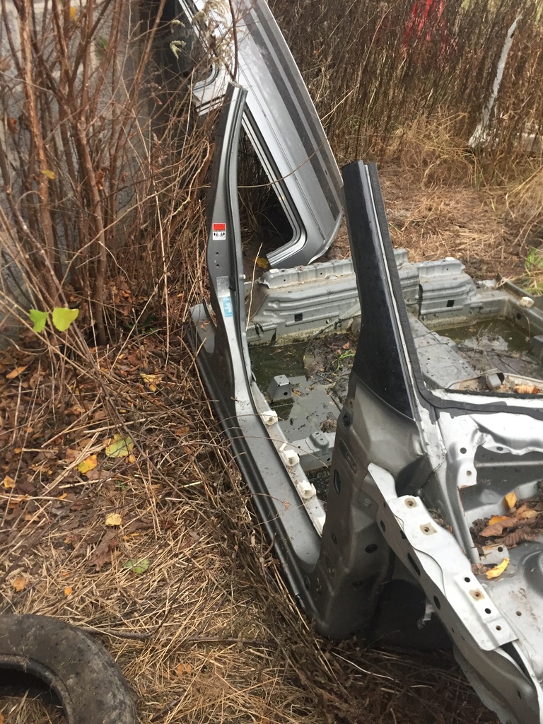 фото №1, Suzuki swift mk7 2011-2017 блок двигуна поріг правий