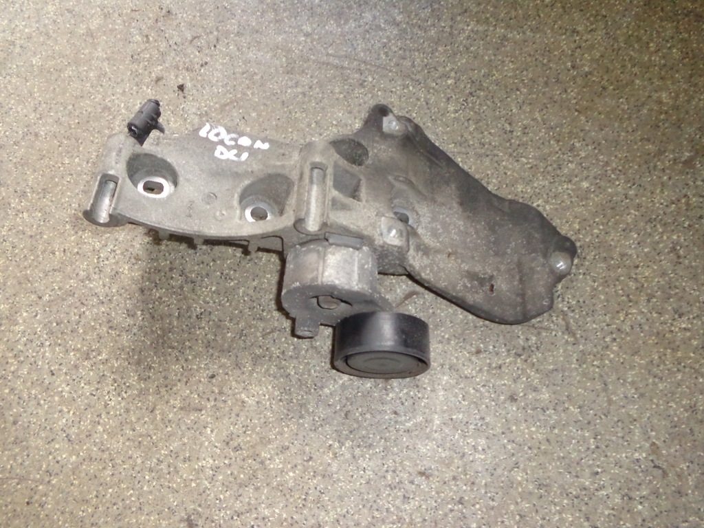 фото №1, Logan sandero 1.5 dci натягувач кронштейн кронштейн