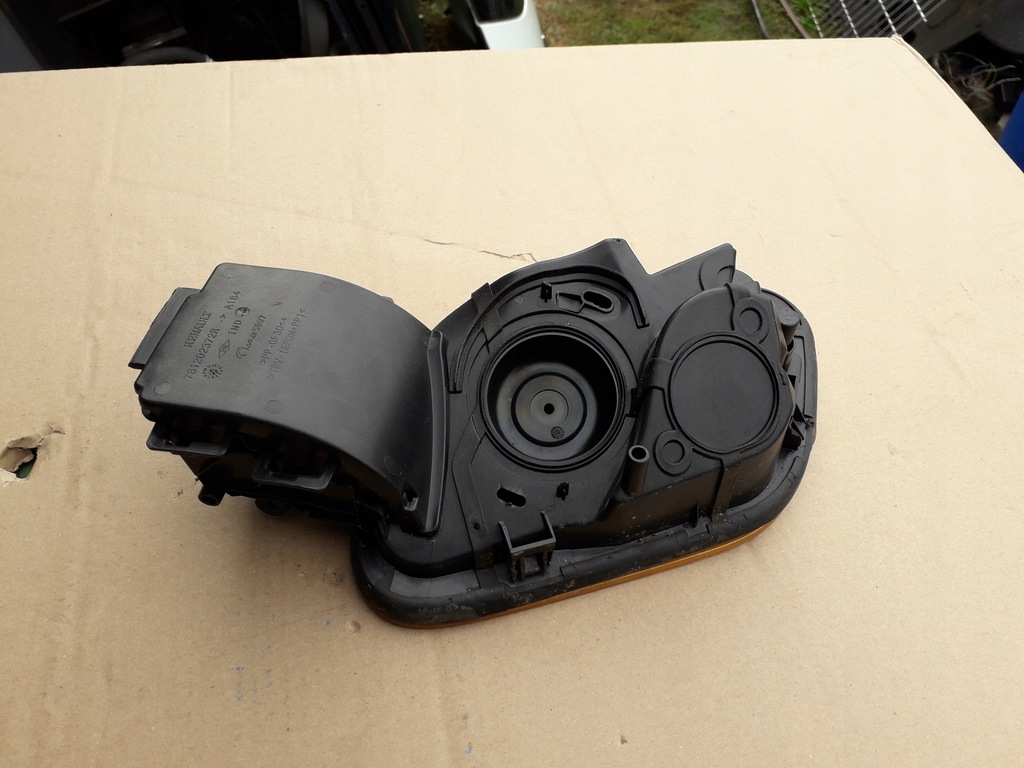 фото №3, Заливная горловина крышка заливной renault scenic iv 16-