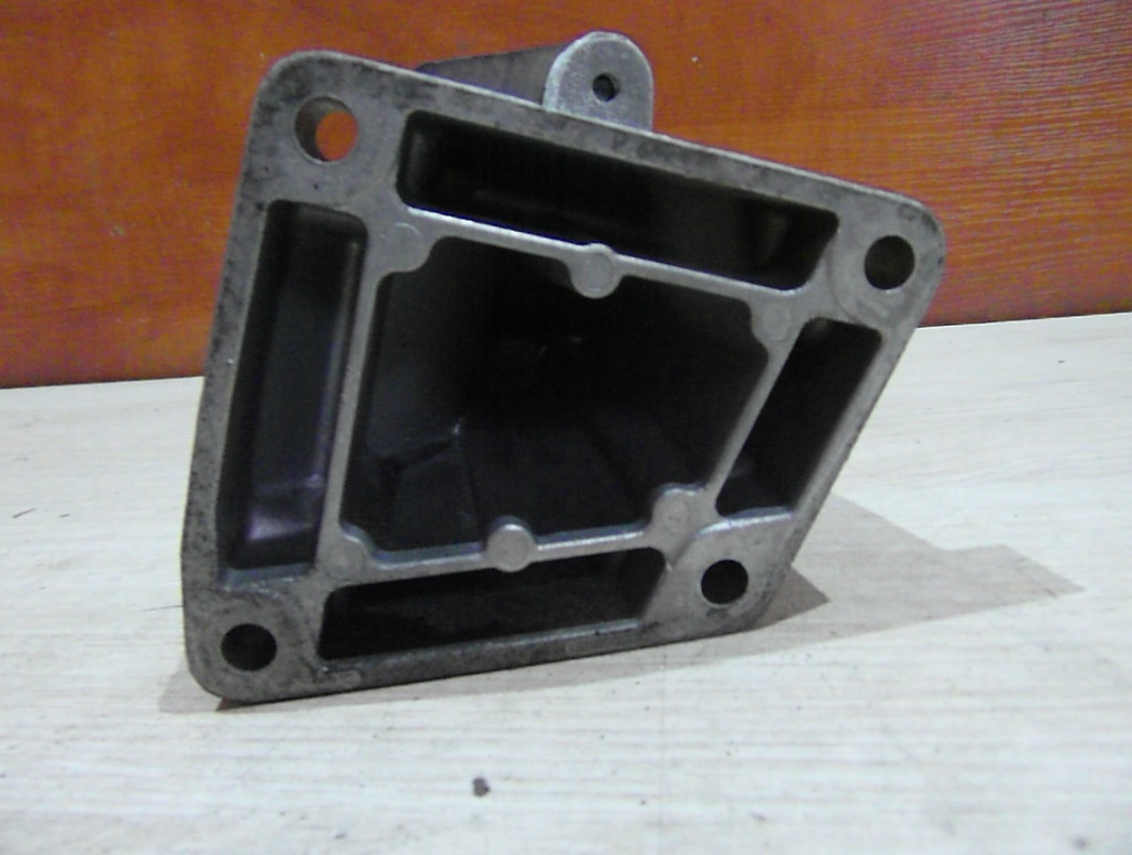 фото №5, Кронштейн двигателя правая a6422232804 mercedes vito w639