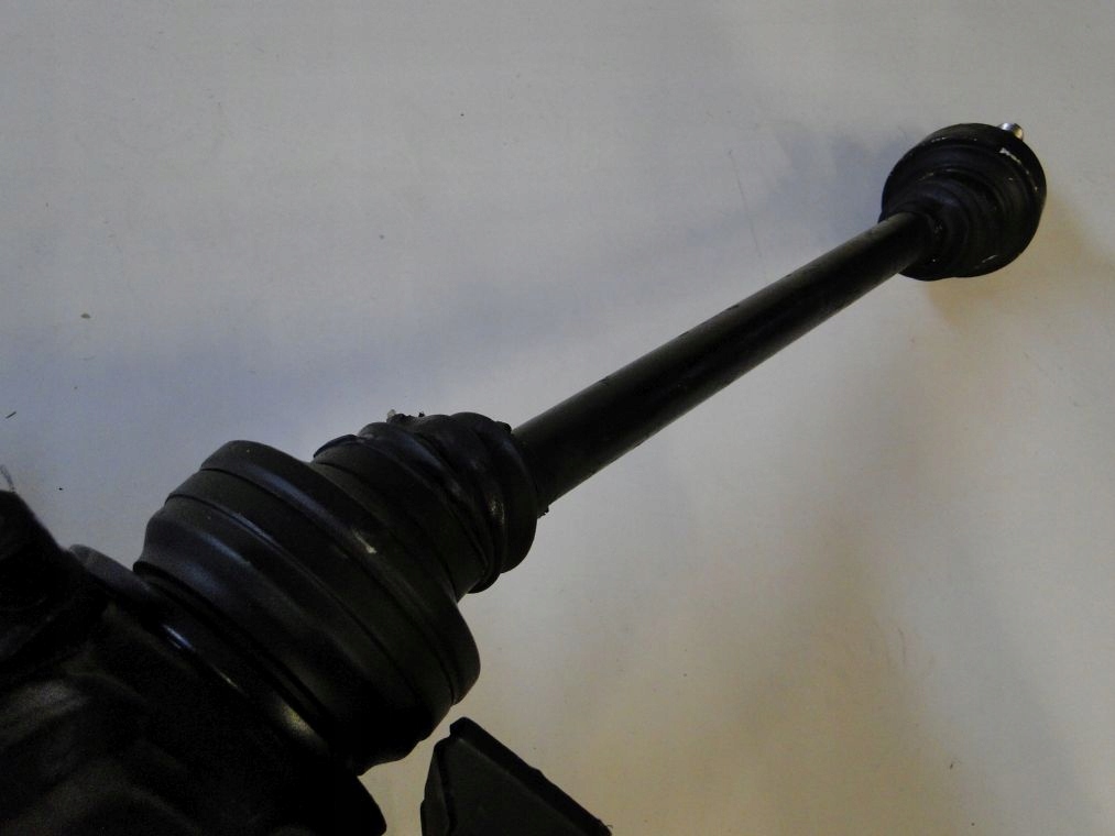 фото №5, Mercedes w205 amg привідний вал задня права ліва półośka