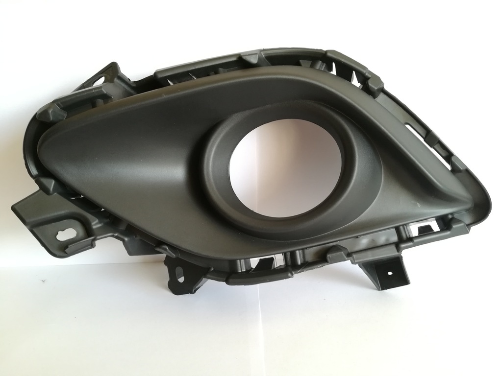 фото №1, Mazda 6 iii gj 2012- 12- решітка радіатора рамка протитуманної фари