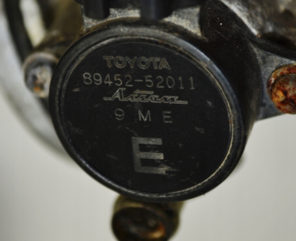 фото №4, Дроссельная заслонка toyota 8945252011 оригинал