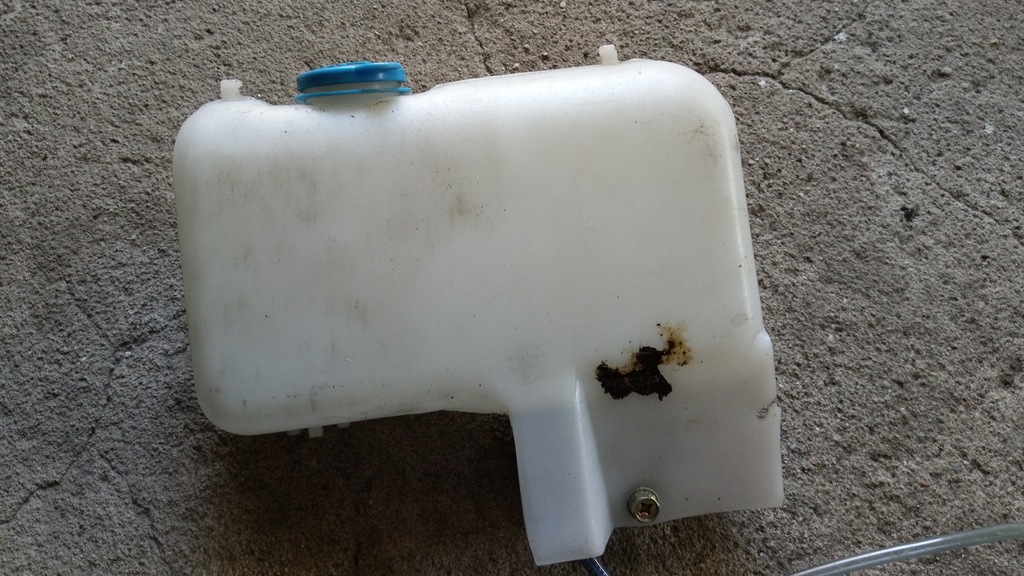 фото №1, Subaru libero 86-93 бачок омывателя