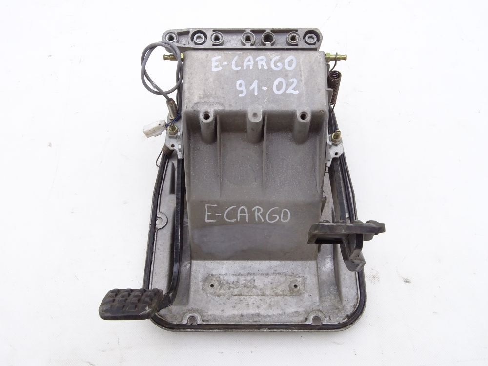 фото №1, Iveco eurocargo 91-02 основание педалей педали