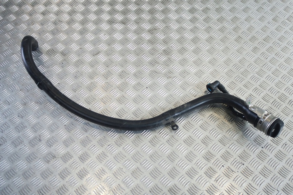 фото №1, Заливная горловина топлива bmw f16 x6 дизель 7191209