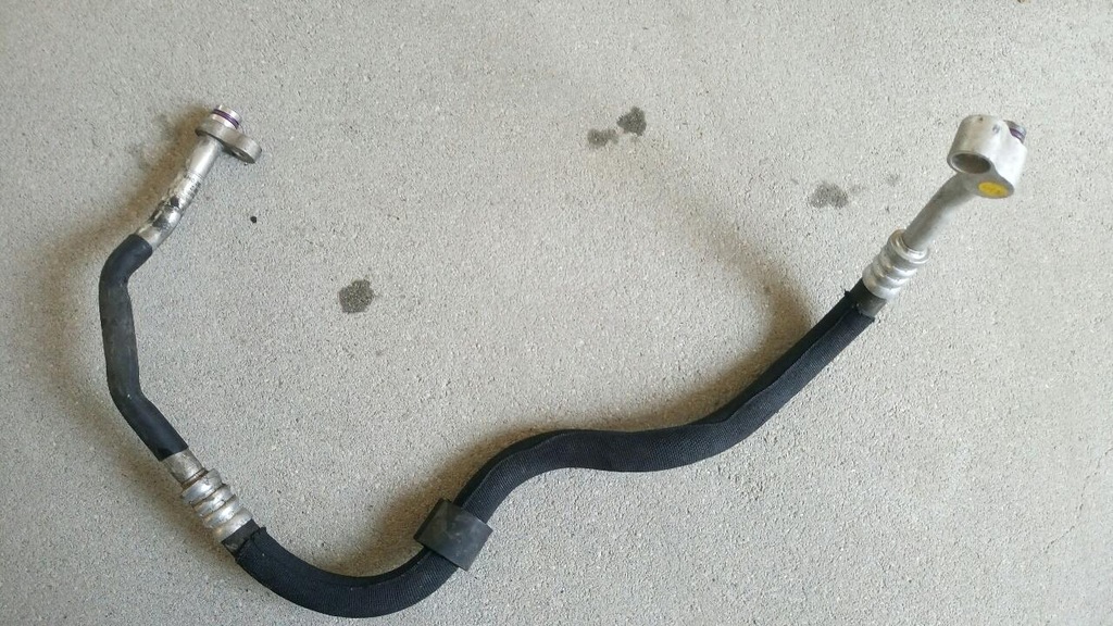 фото №1, Audi a8 d4 шланг кондиціонера 4h0260701al