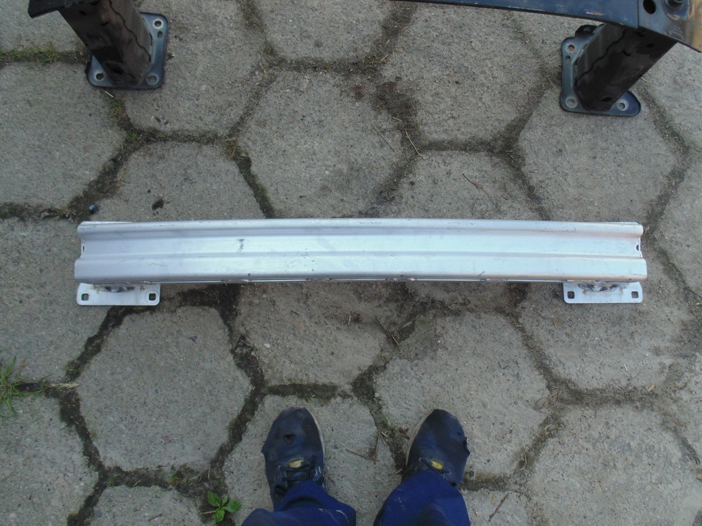 фото №1, Балка бампера range rover evoque bj32-17906-ad