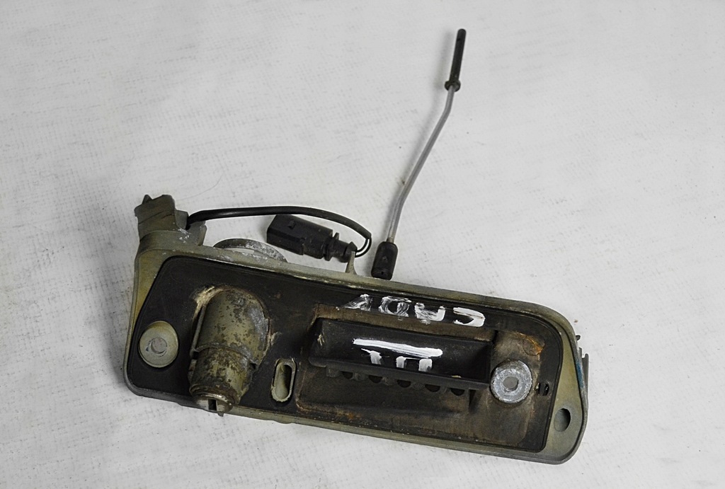 фото №1, Vw caddy iii ручка дверь задняя задняя 2k0827565