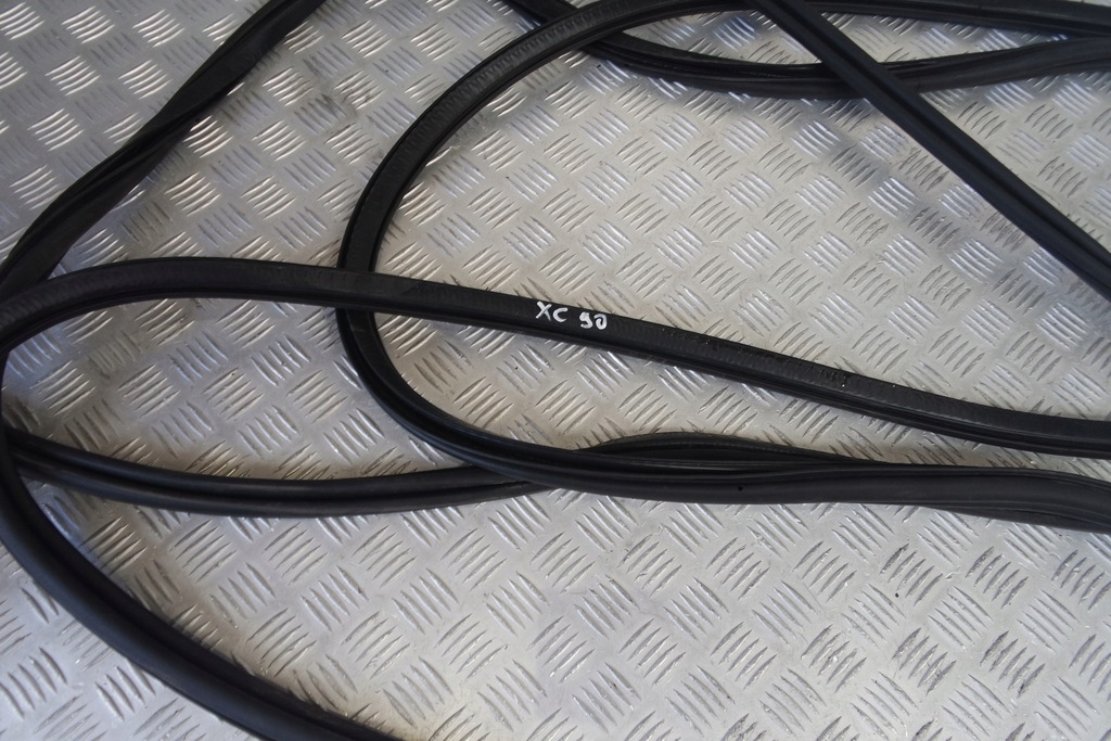 фото №3, Volvo xc90 ii прокладка двері ліва задня 2015-