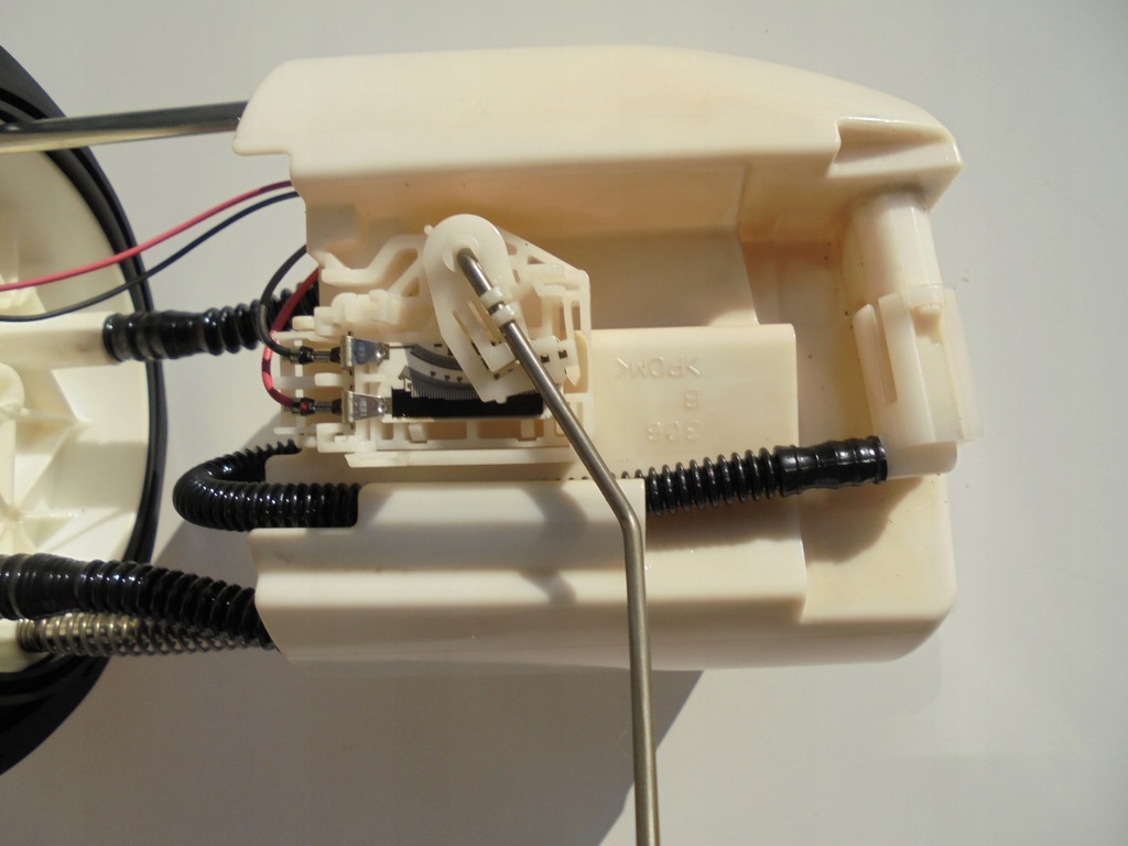 фото №8, Mazda cx3 насос топлива поплавок 2.0 benz d10j4216xa