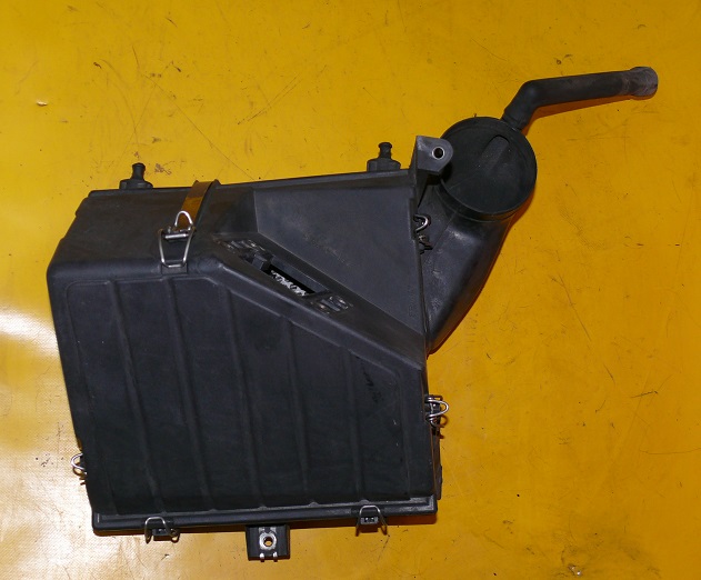 фото №1, Корпус фільтра повітря mercedes w140 3.5 td s350