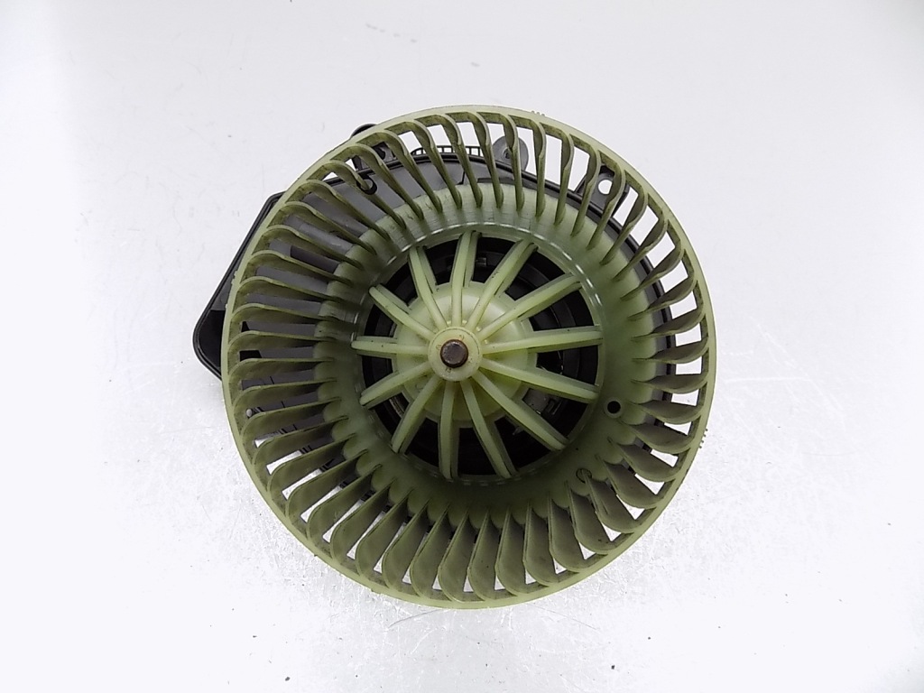 фото №8, Повітродувка обдув bez a/c - audi a4 b5 passat b5 eu