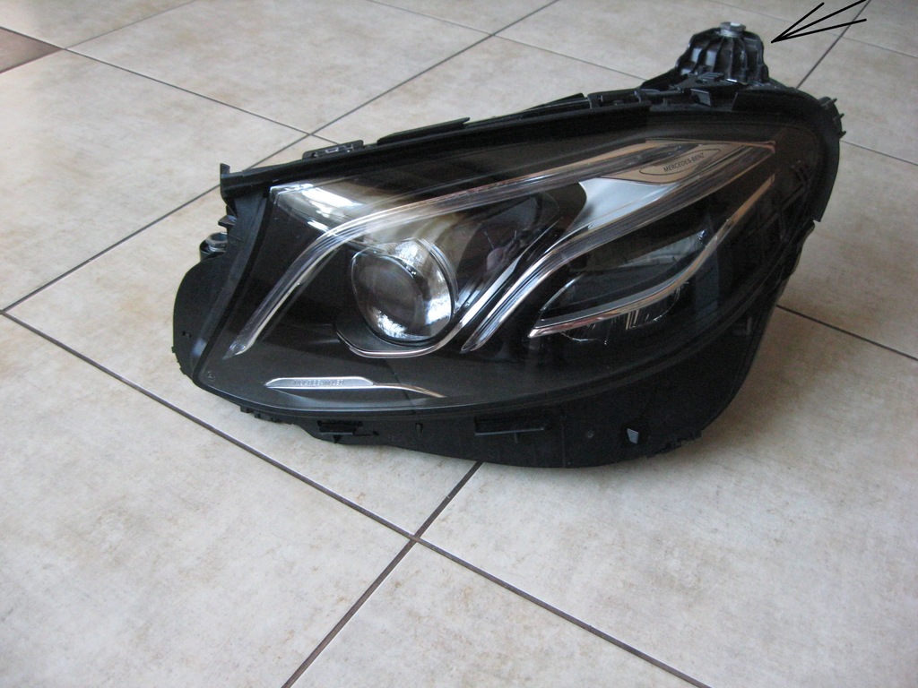 фото №1, Левая лампа - full led - mercedes e klasa w213
