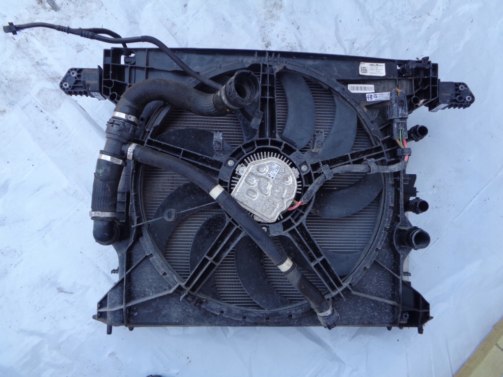 Радиатор alfa romeo stelvio 2.2d m-jet автоматическая коробка передач Доставка