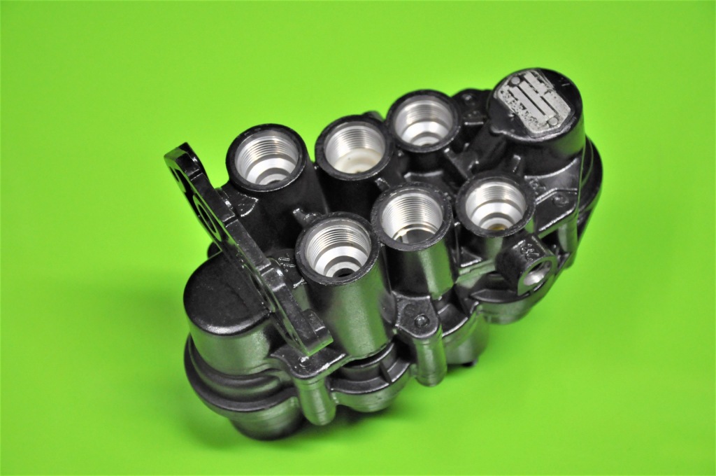 Купити Клапан контурний knorr-bremse ae4525
