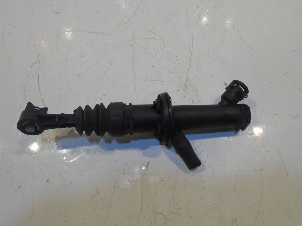 фото №3, Насос цилиндр сцепления renault clio lll 8200436137d